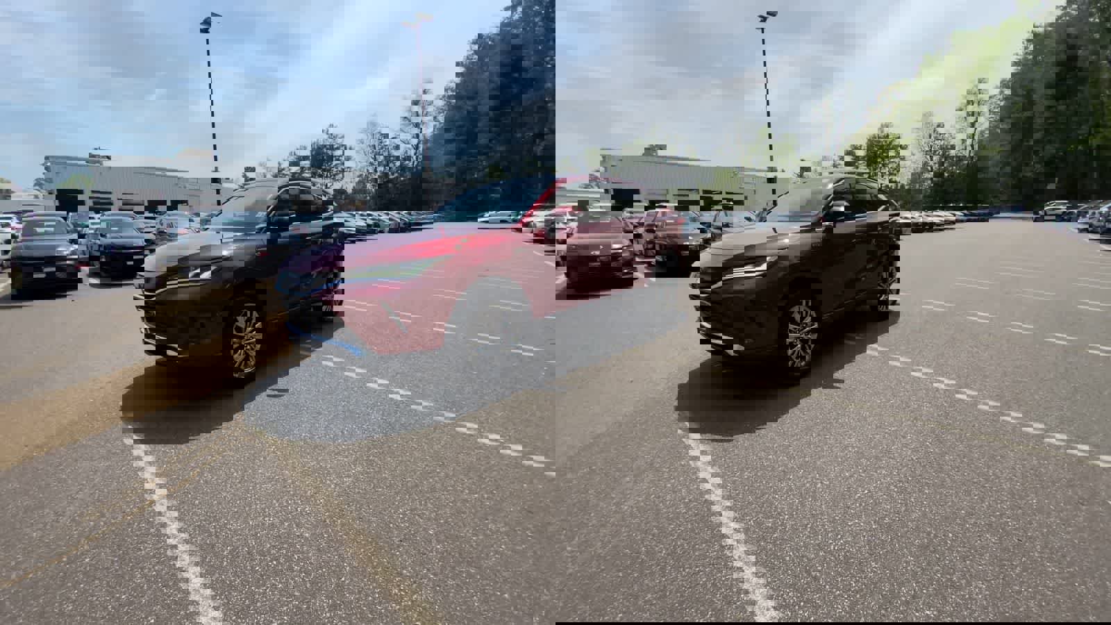 Used 2021 Toyota Venza Limited w/ Advanced Technology Package AWD/4WD image 8