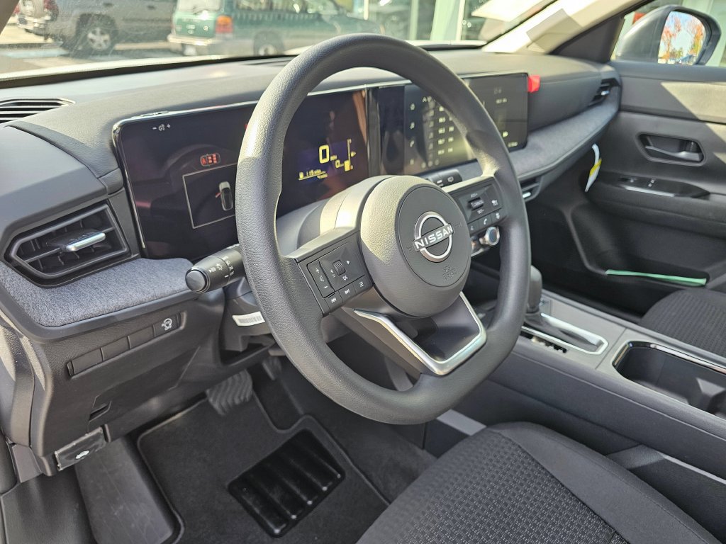 New 2027 Nissan Kicks S FWD image 18