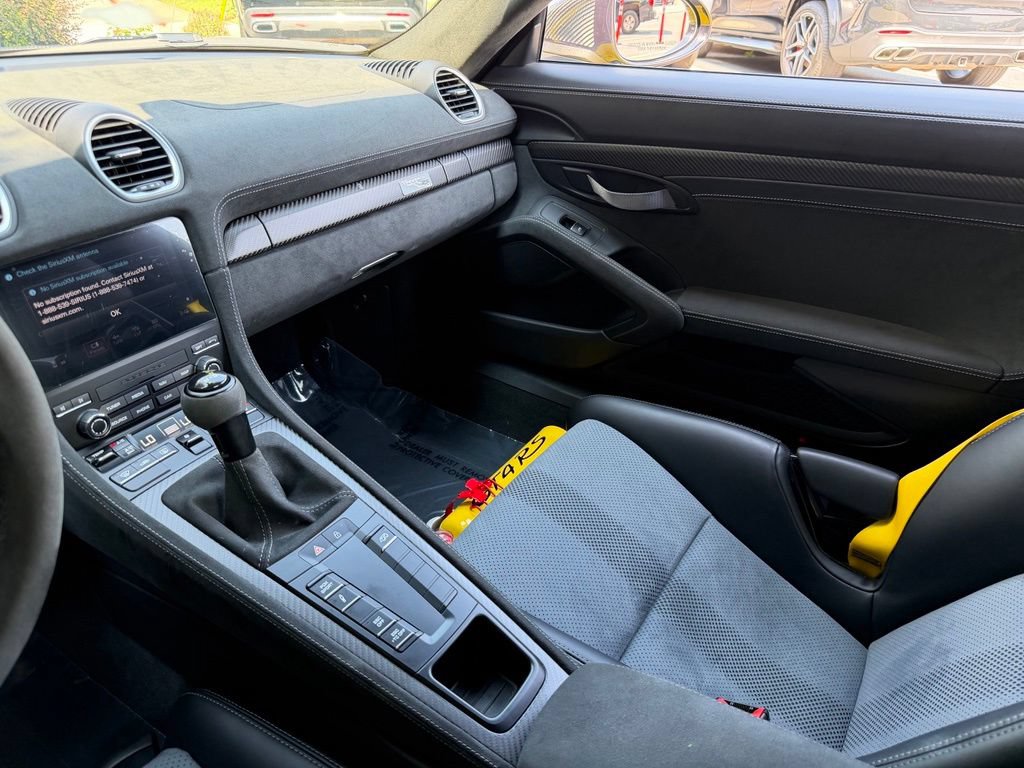 Used 2025 Porsche 718 Cayman GT4 RS w/ Weissach Package RWD image 36