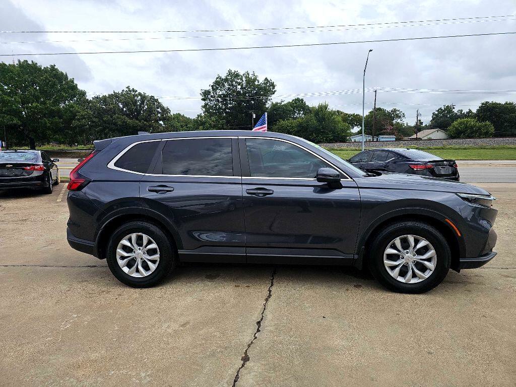 Used 2024 Honda CR-V LX image 2