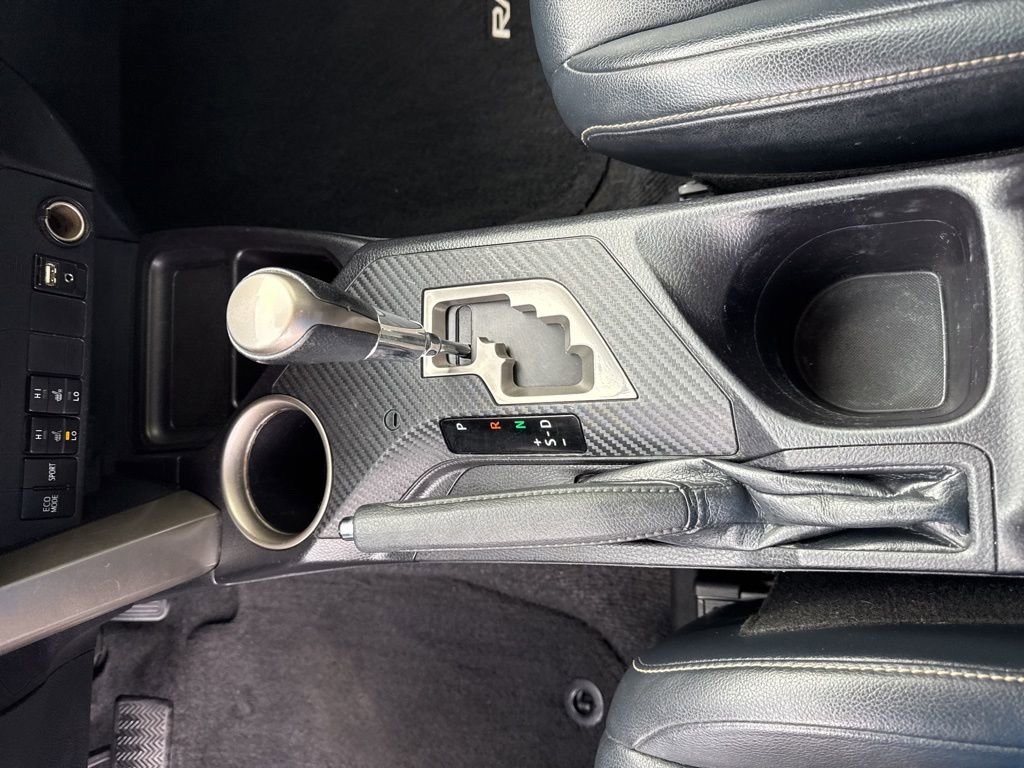 Used 2015 Toyota RAV4 Limited w/ Technology Package image 23