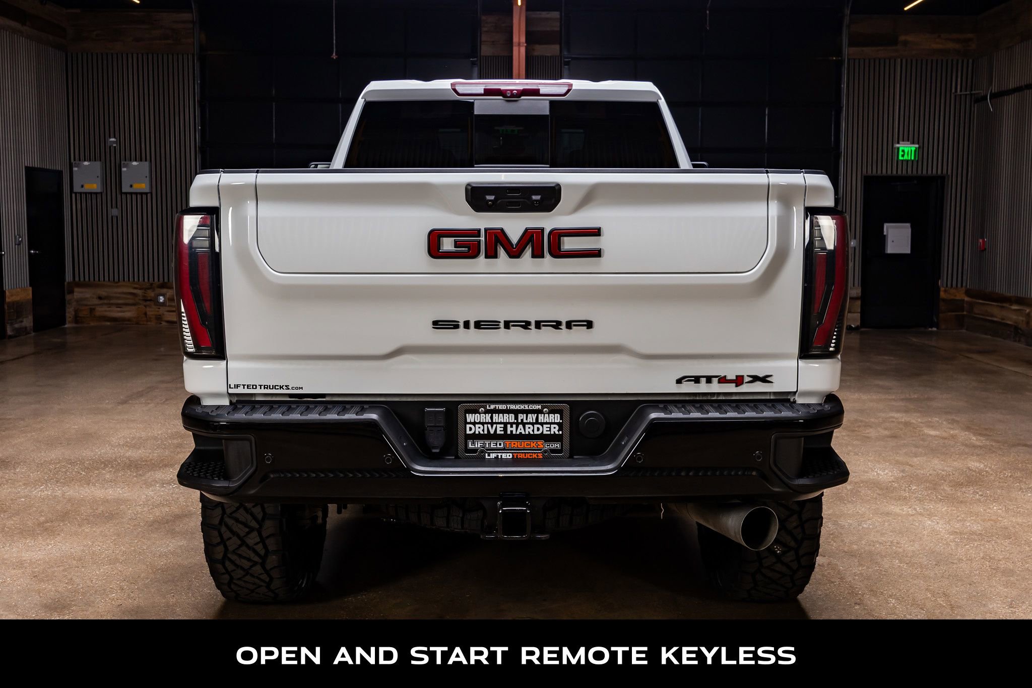 Used 2024 GMC Sierra 2500 AT4X AWD/4WD image 8
