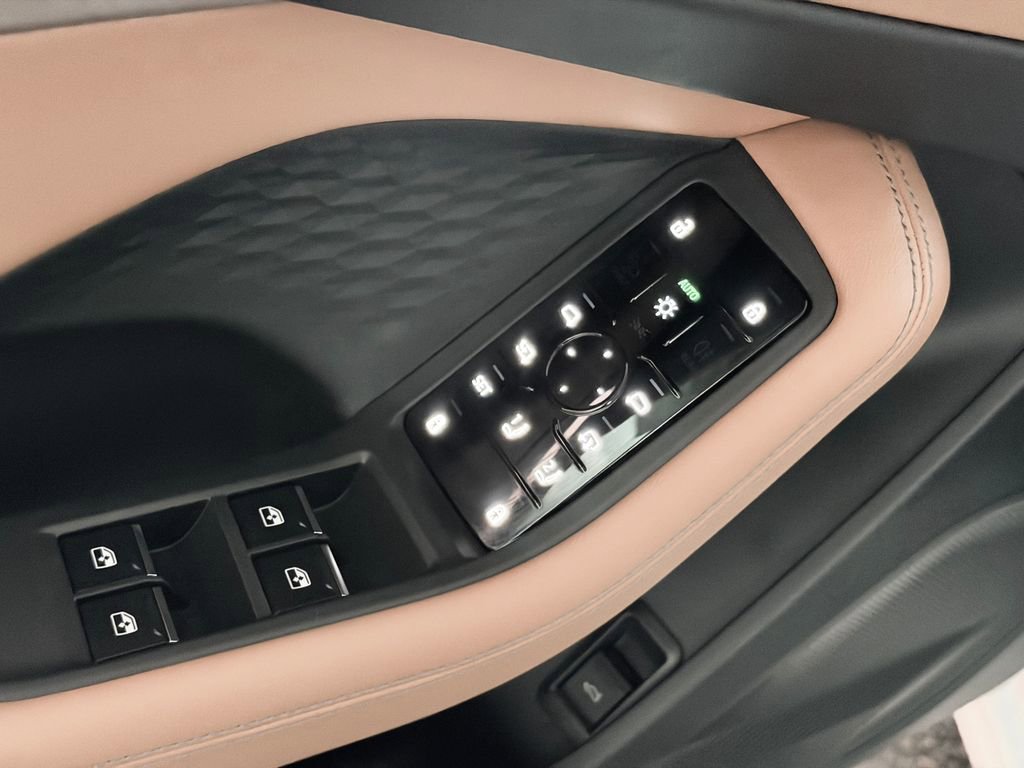 Used 2025 Audi A5 2.0T Premium w/ Convenience Package image 22