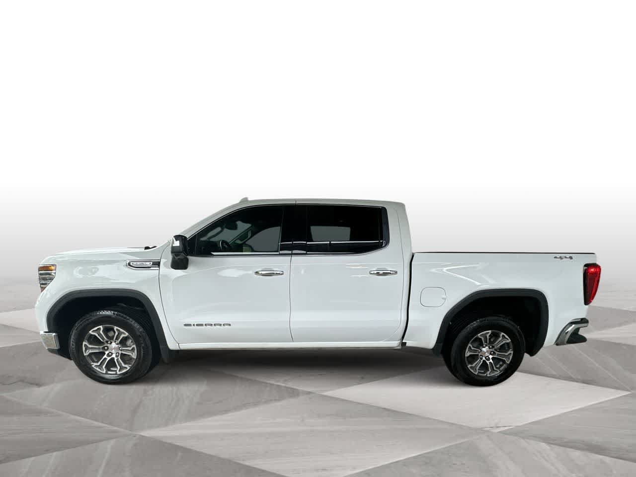 Used 2025 GMC Sierra 1500 SLT AWD/4WD image 5