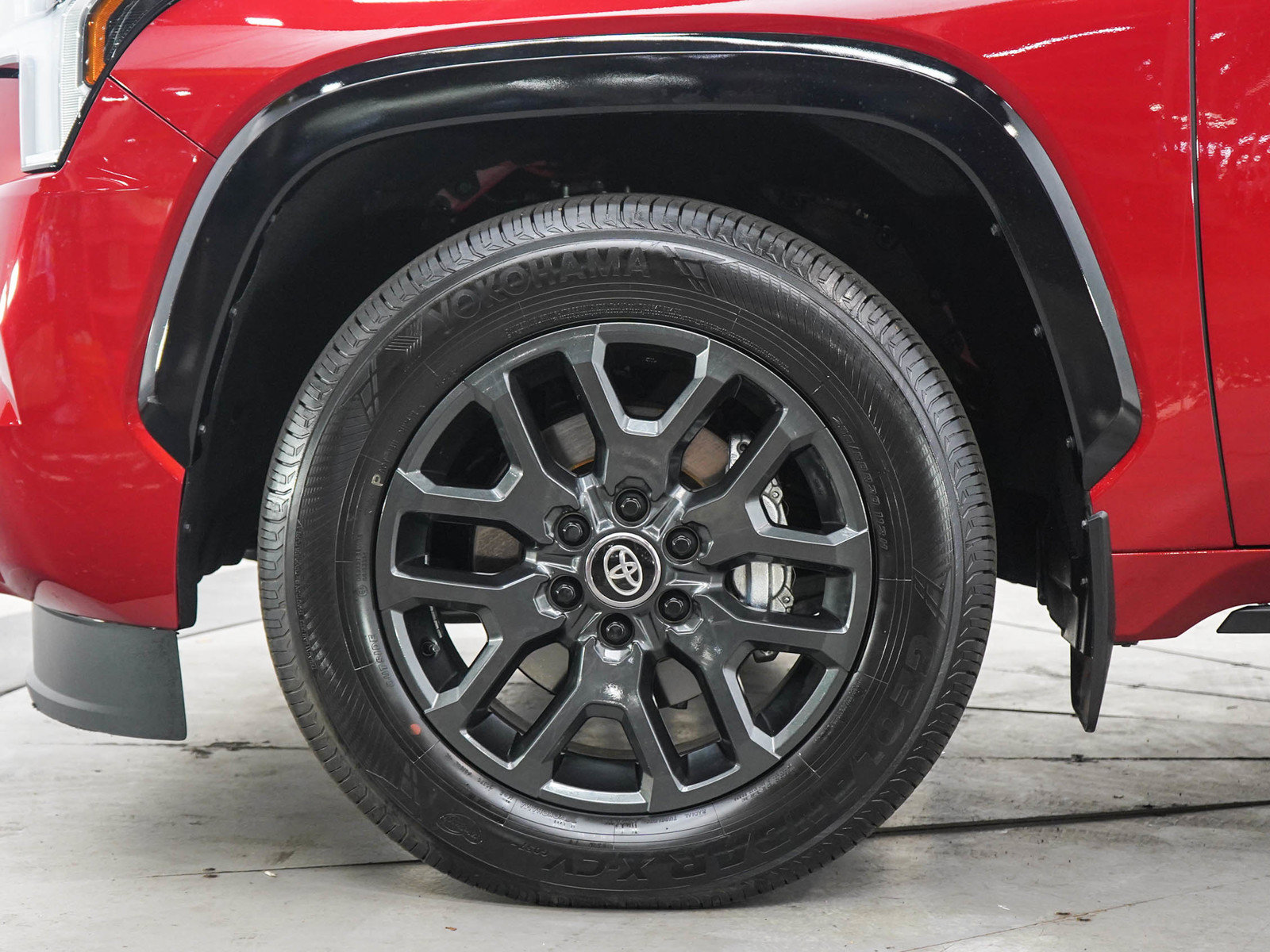 Used 2026 Toyota Sequoia Platinum AWD/4WD image 30