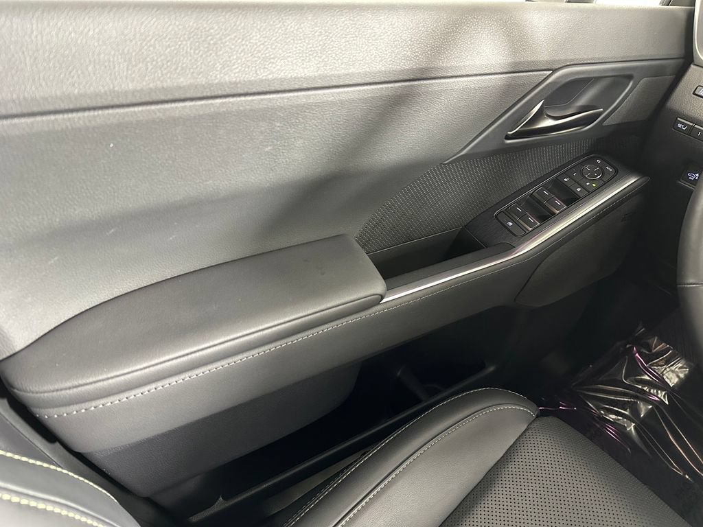 Used 2024 Lexus GX 550 AWD/4WD image 35
