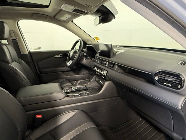 Used 2025 Honda Pilot Touring image 50