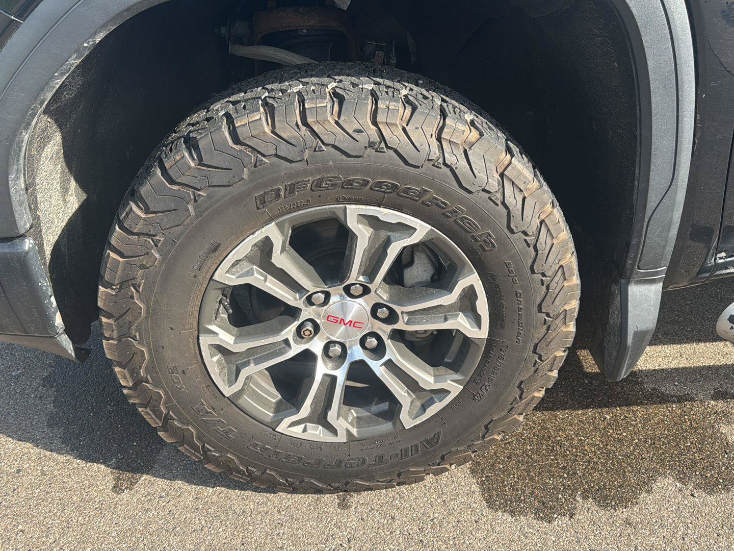 Used 2019 GMC Sierra 1500 4x4 Crew Cab w/ Convenience Package image 9