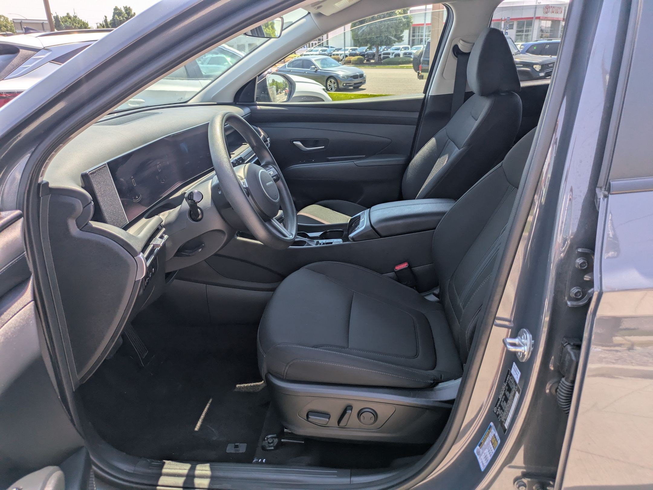 Certified 2025 Hyundai Tucson SEL AWD/4WD image 17
