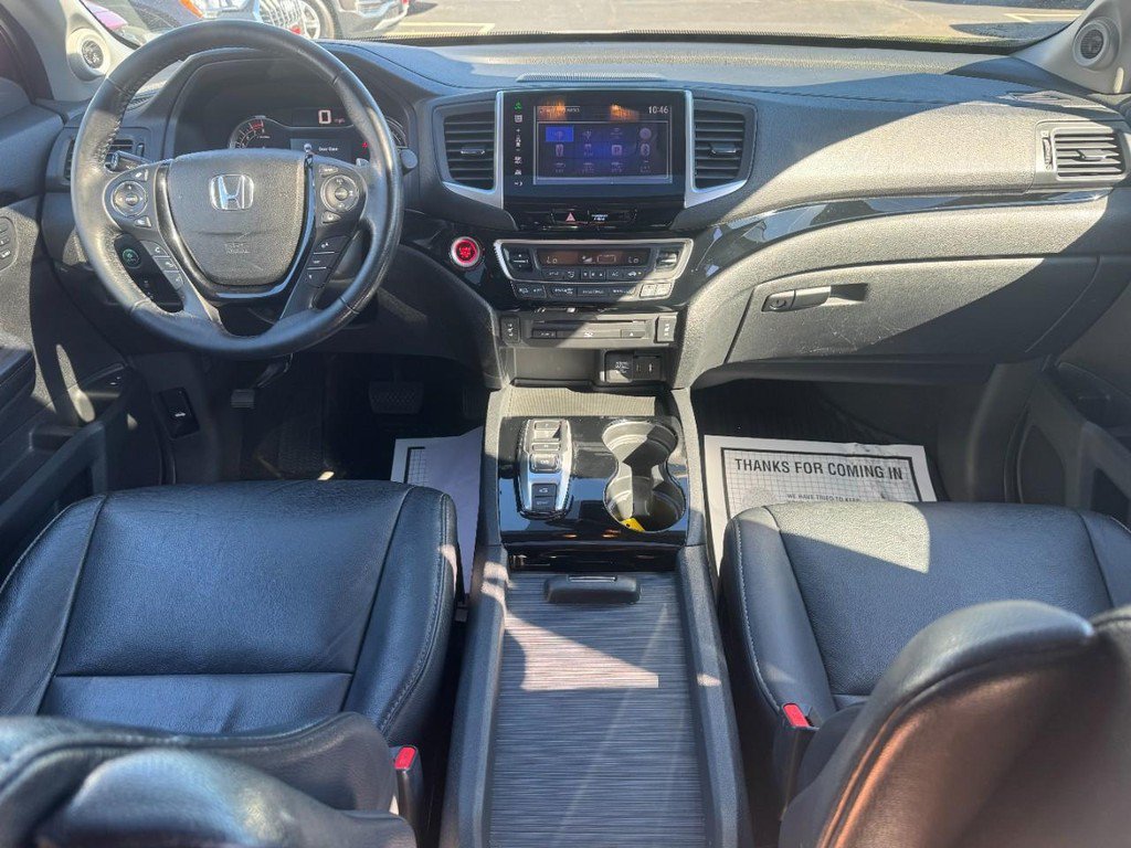 Used 2016 Honda Pilot Touring image 18