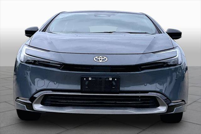 Certified 2025 Toyota Prius Limited w/ Limited Premium Package FWD image 4