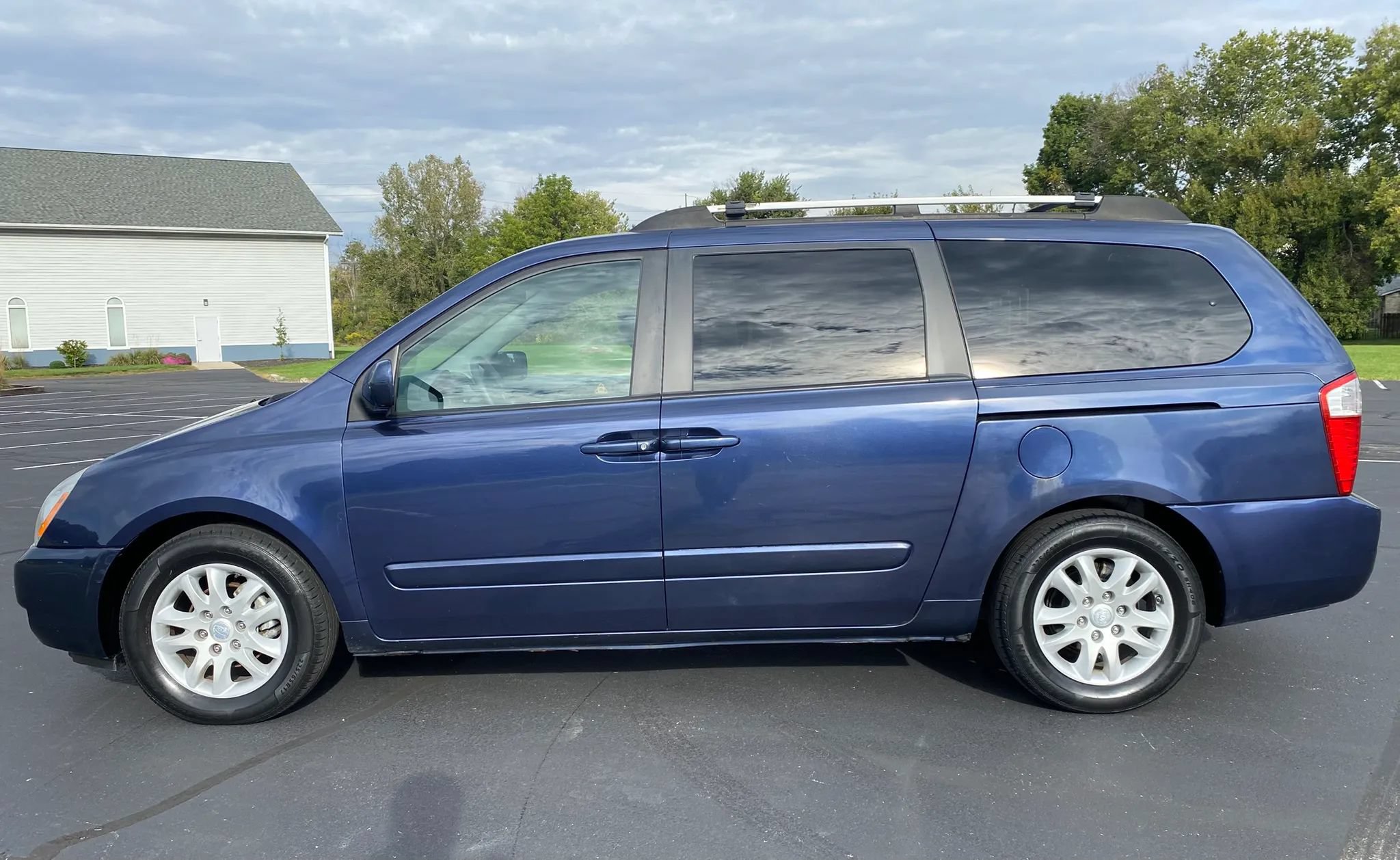 Used 2007 Kia Sedona EX w/ PWR Pkg FWD image 3
