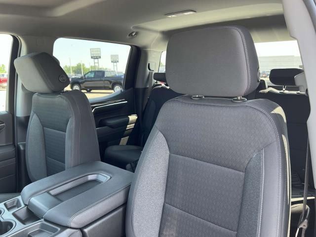 Used 2022 Chevrolet Silverado 1500 LT image 12