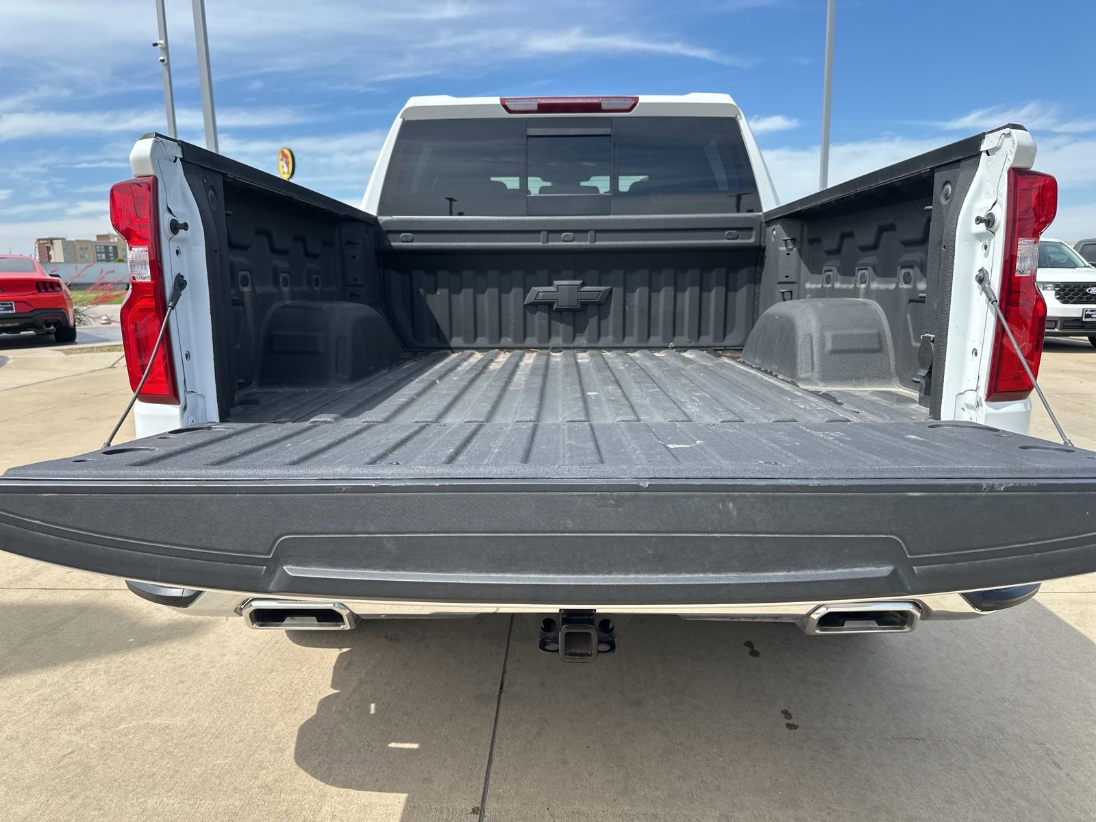 Used 2025 Chevrolet Silverado 1500 LTZ image 5