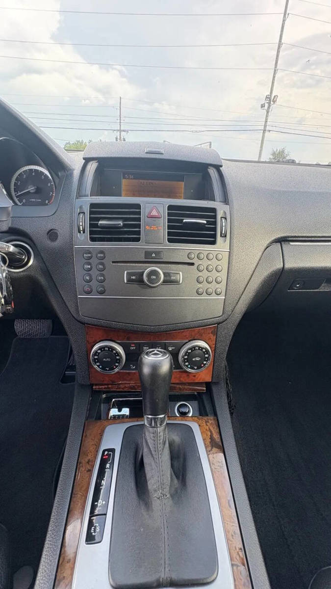 Used 2011 Mercedes-Benz C 300 Sedan image 13