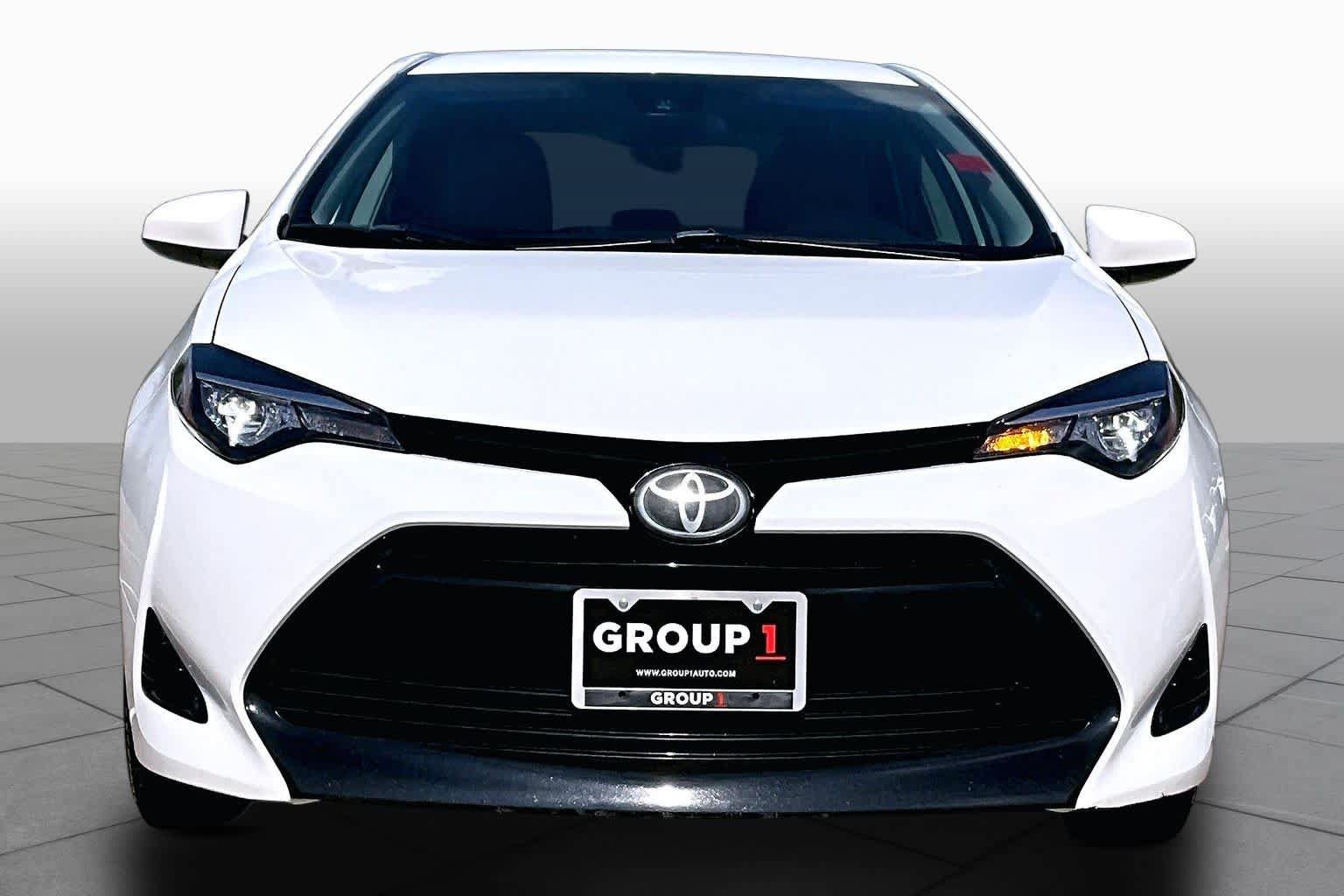 Used 2017 Toyota Corolla LE FWD image 4