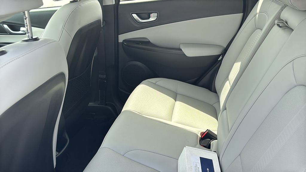 Used 2023 Hyundai Kona Limited w/ Cargo Package FWD image 29