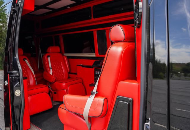 Used 2016 Mercedes-Benz Sprinter 2500 image 22