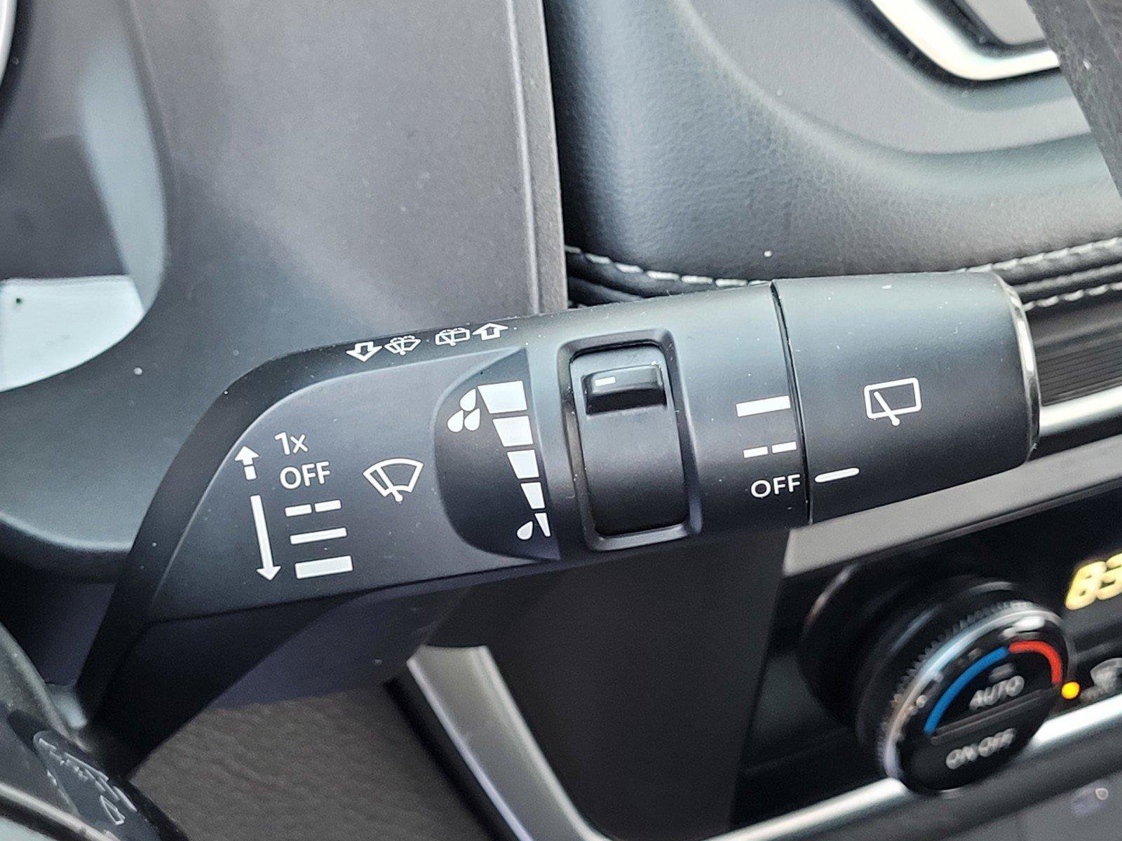 Used 2023 Nissan Rogue SV FWD image 31