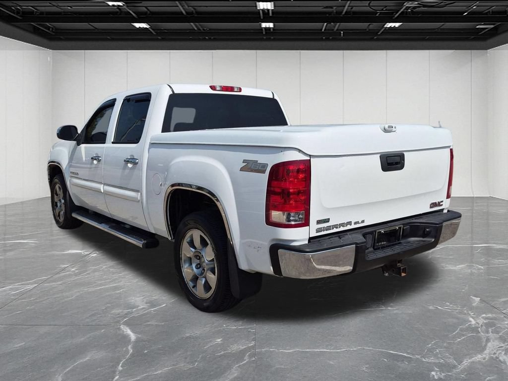 Used 2011 GMC Sierra 1500 SLE w/ Regional Value Package RWD image 3