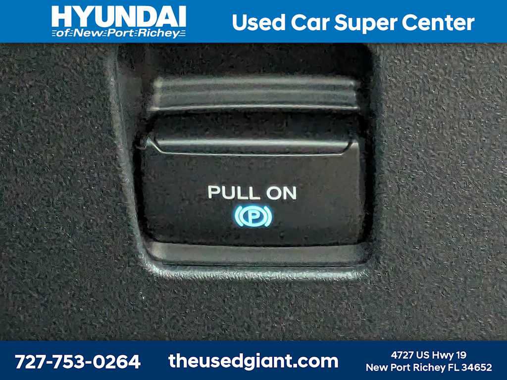 Used 2025 Ford Bronco Outer Banks AWD/4WD image 34