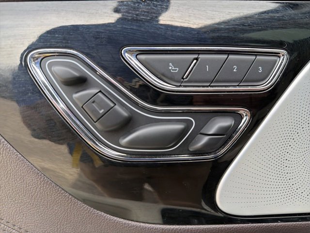 Used 2022 Lincoln Aviator Black Label w/ Dynamic Handling Package image 11