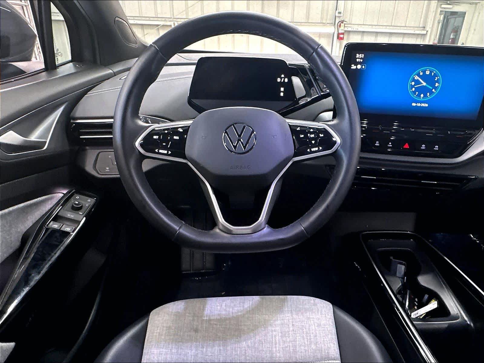 Used 2023 Volkswagen ID.4 Pro RWD image 11