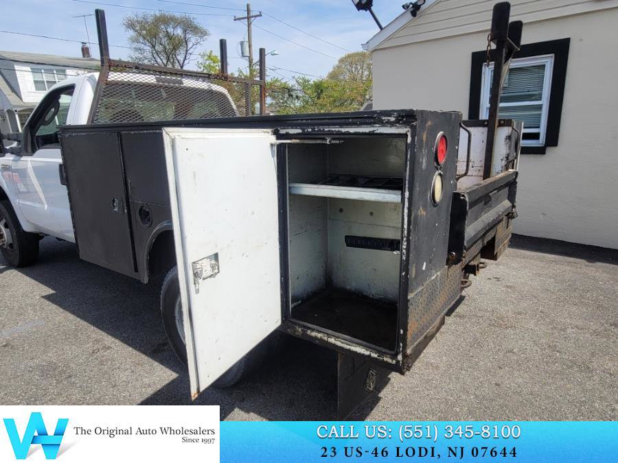 Used 2005 Ford F350 XL image 11