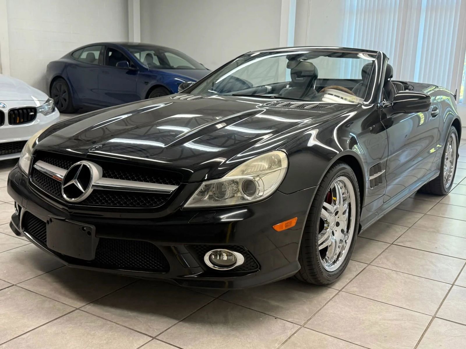 Used 2009 Mercedes-Benz SL 550 image 3