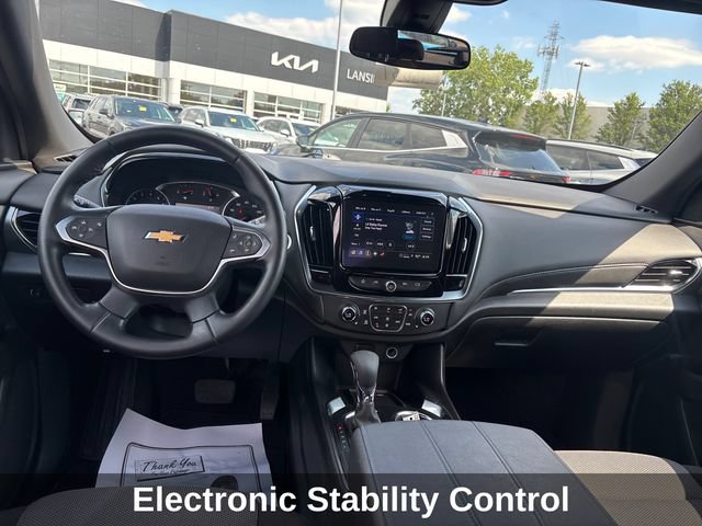 Used 2023 Chevrolet Traverse LT FWD image 14