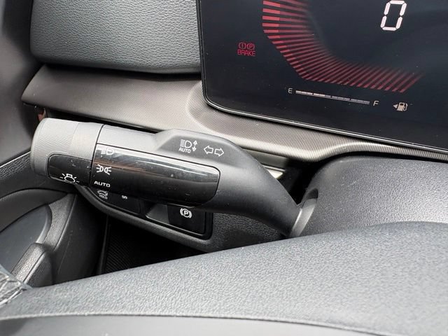 Used 2026 Kia Sportage EX FWD image 36