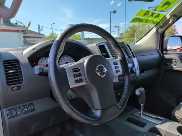 Used 2015 Nissan Frontier PRO-4X AWD/4WD image 27