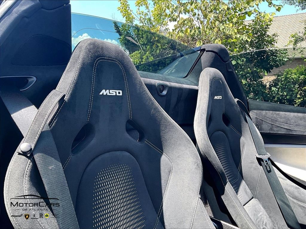 Used 2022 McLaren 765LT RWD image 22