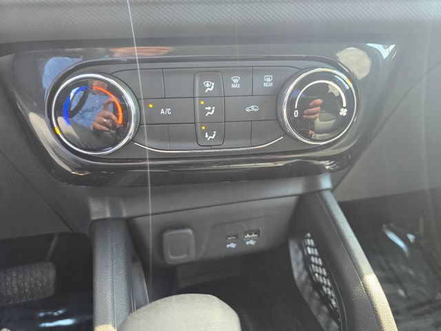 Used 2025 Chevrolet TrailBlazer LT FWD image 18