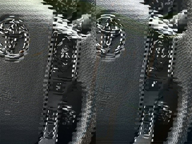 Used 2021 Toyota Tacoma TRD Off-Road w/ TRD Premium Off Road Package image 16