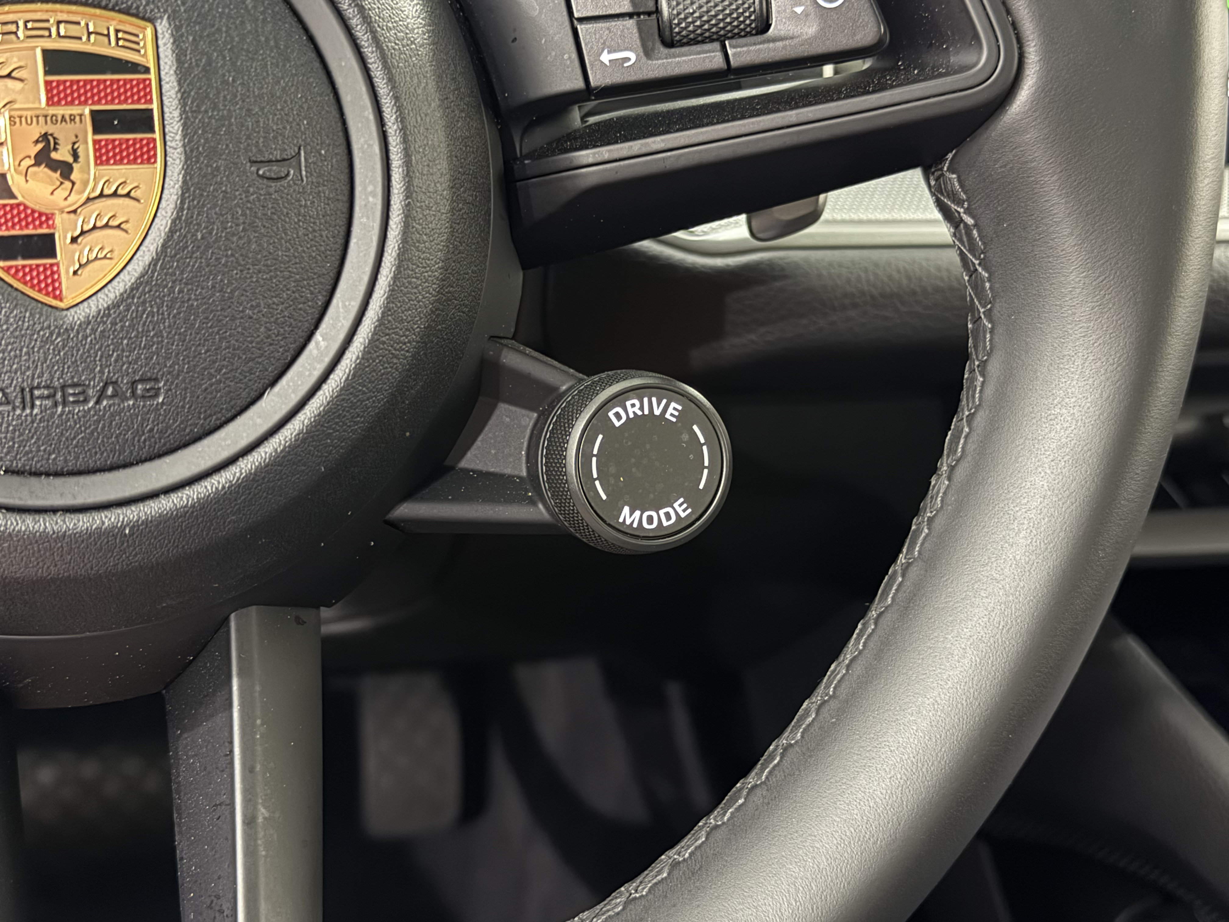 Certified 2026 Porsche Cayenne AWD/4WD image 48