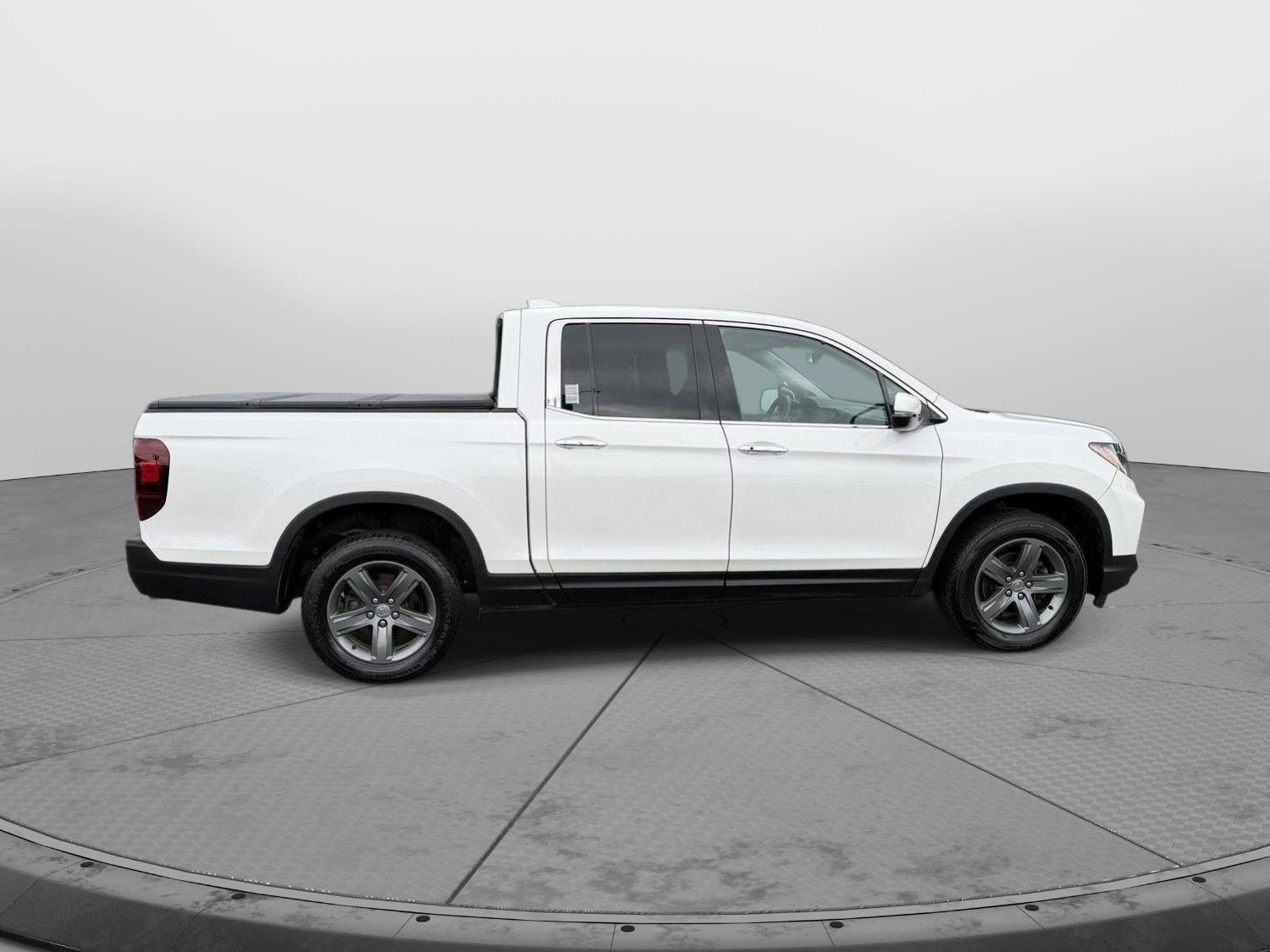 Used 2023 Honda Ridgeline RTL-E image 9