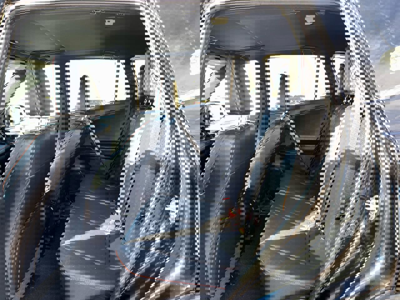 Used 2017 Toyota RAV4 SE image 24