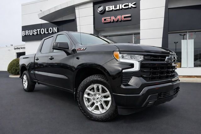 Used 2024 Chevrolet Silverado 1500 RST w/ Z71 Off-Road Package image 3