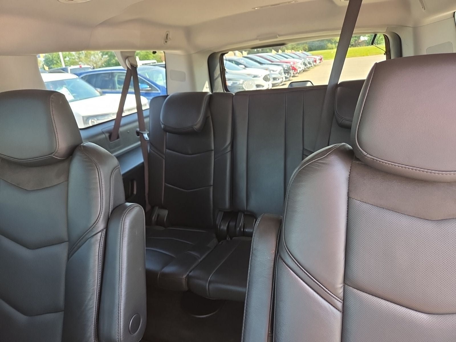 Used 2020 Cadillac Escalade ESV Premium Luxury AWD/4WD image 56