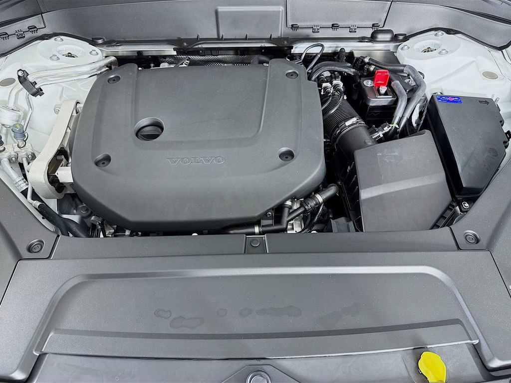 New 2026 Volvo XC90 B6 Plus w/ Protection Package Premier image 32