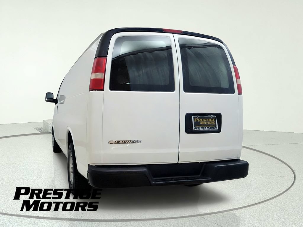 Used 2008 Chevrolet Express 1500 RWD image 6