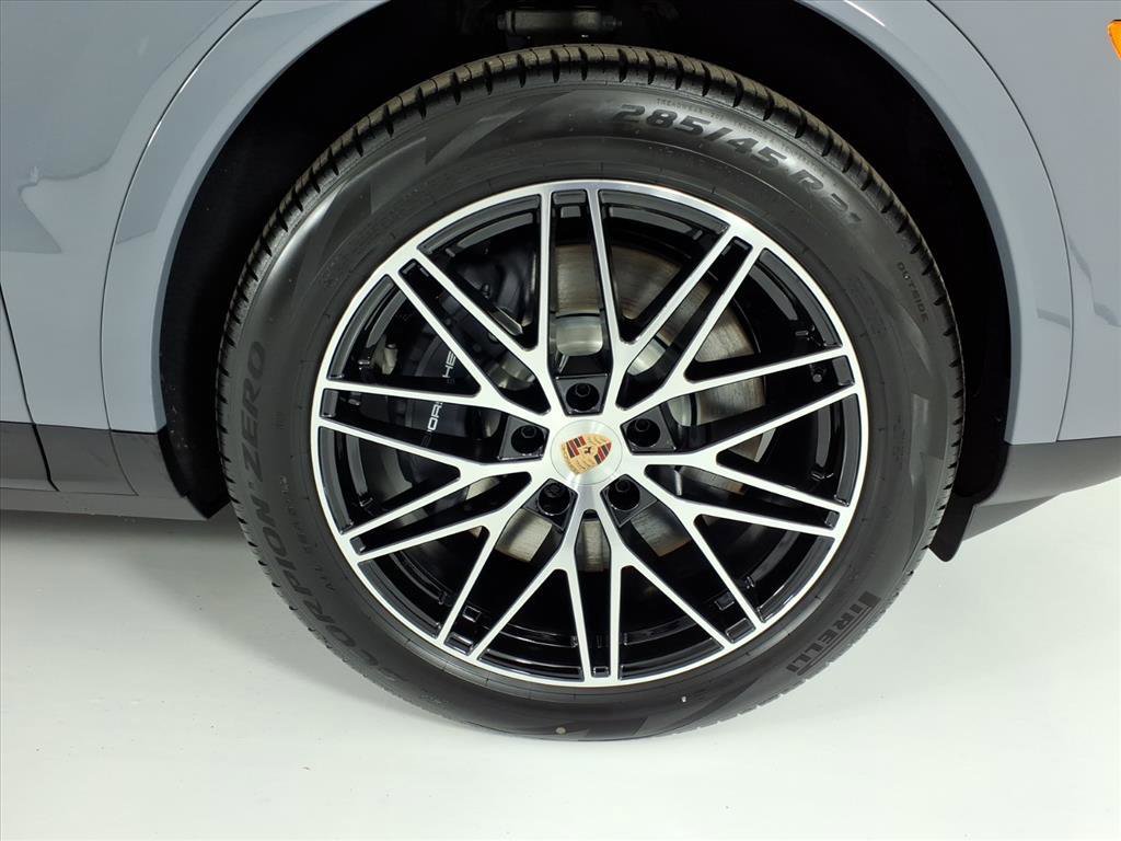 New 2026 Porsche Cayenne E-Hybrid image 31