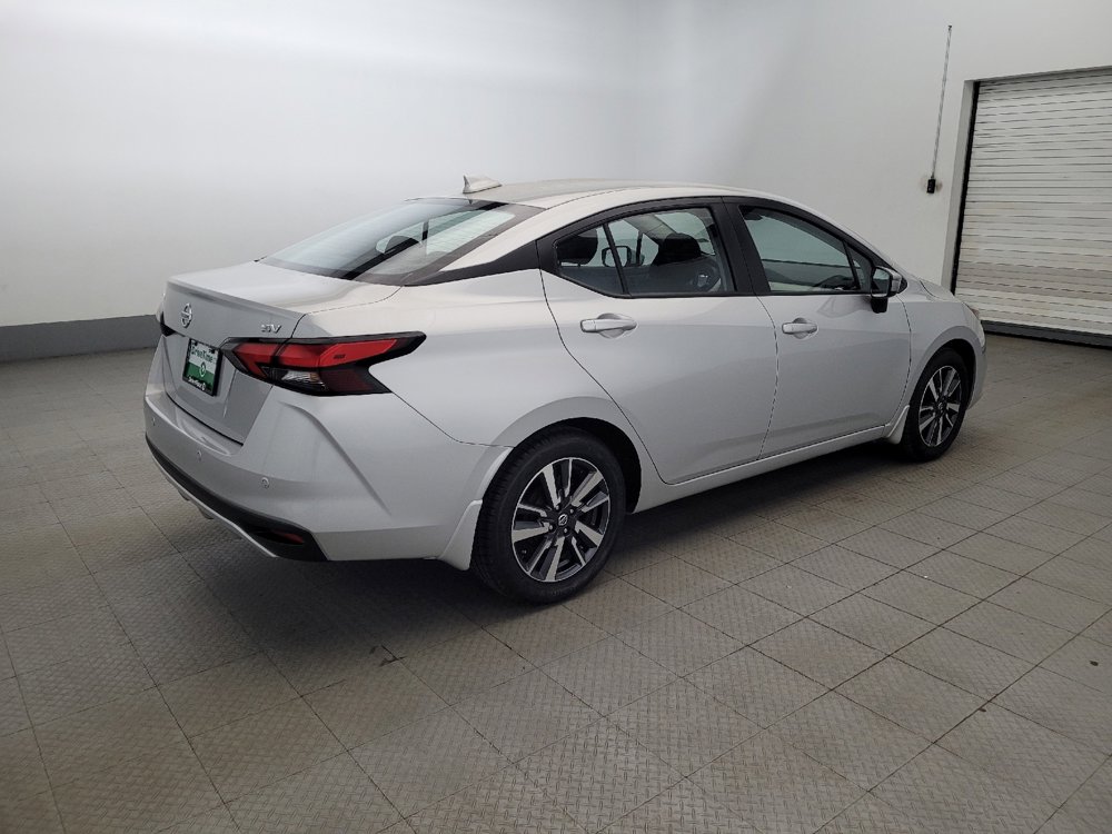 Used 2021 Nissan Versa SV image 10