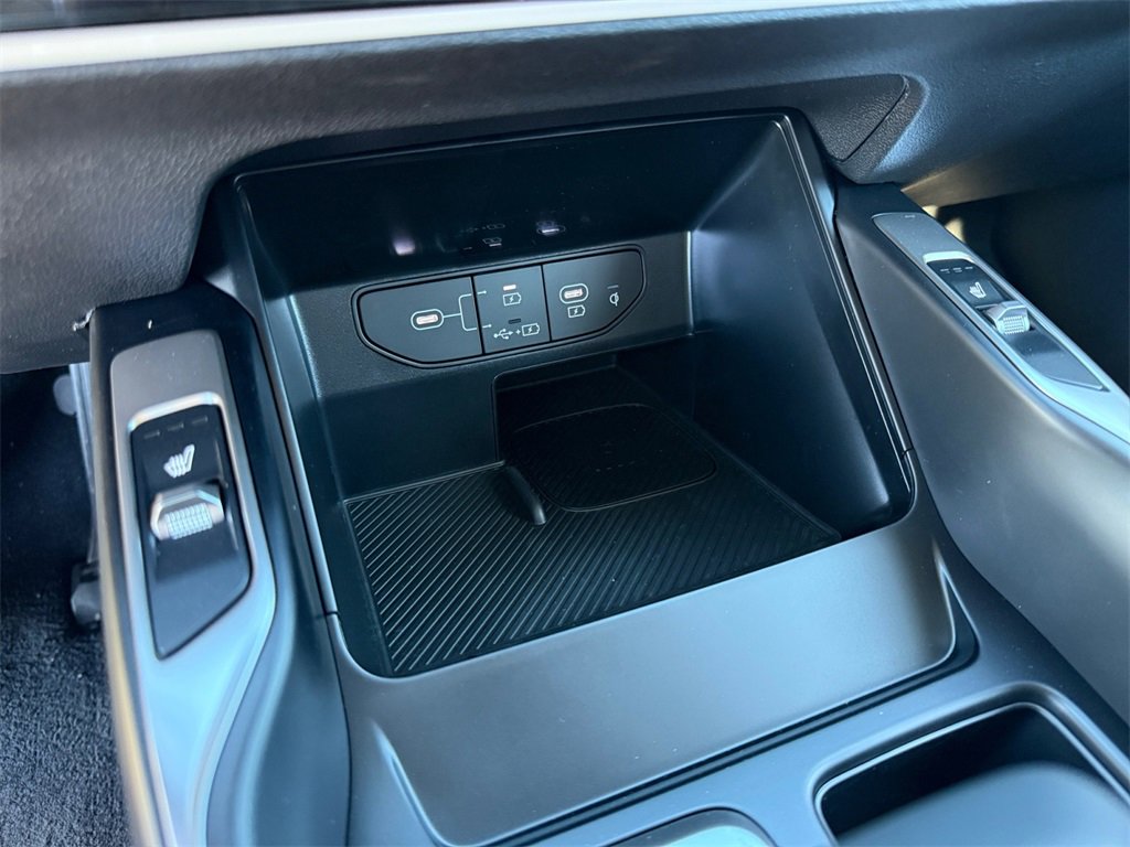 New 2026 Kia Sorento S image 15