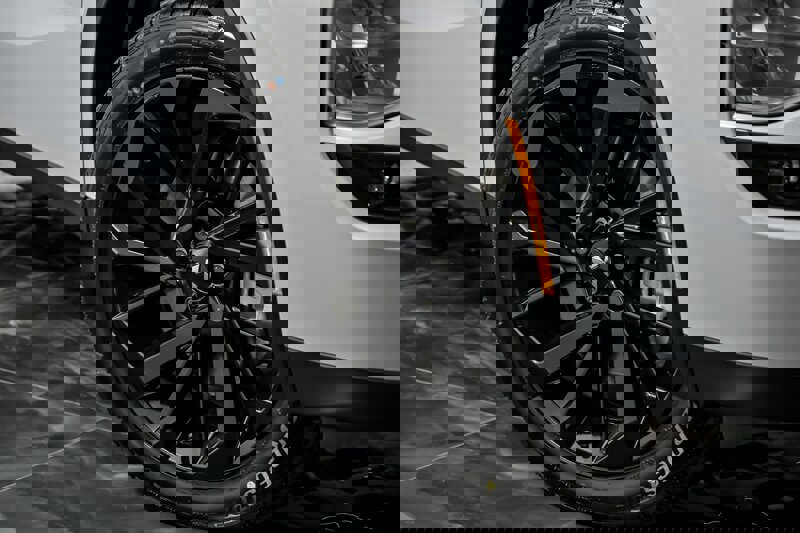 New 2025 Mitsubishi Outlander SEL Black Edition image 3