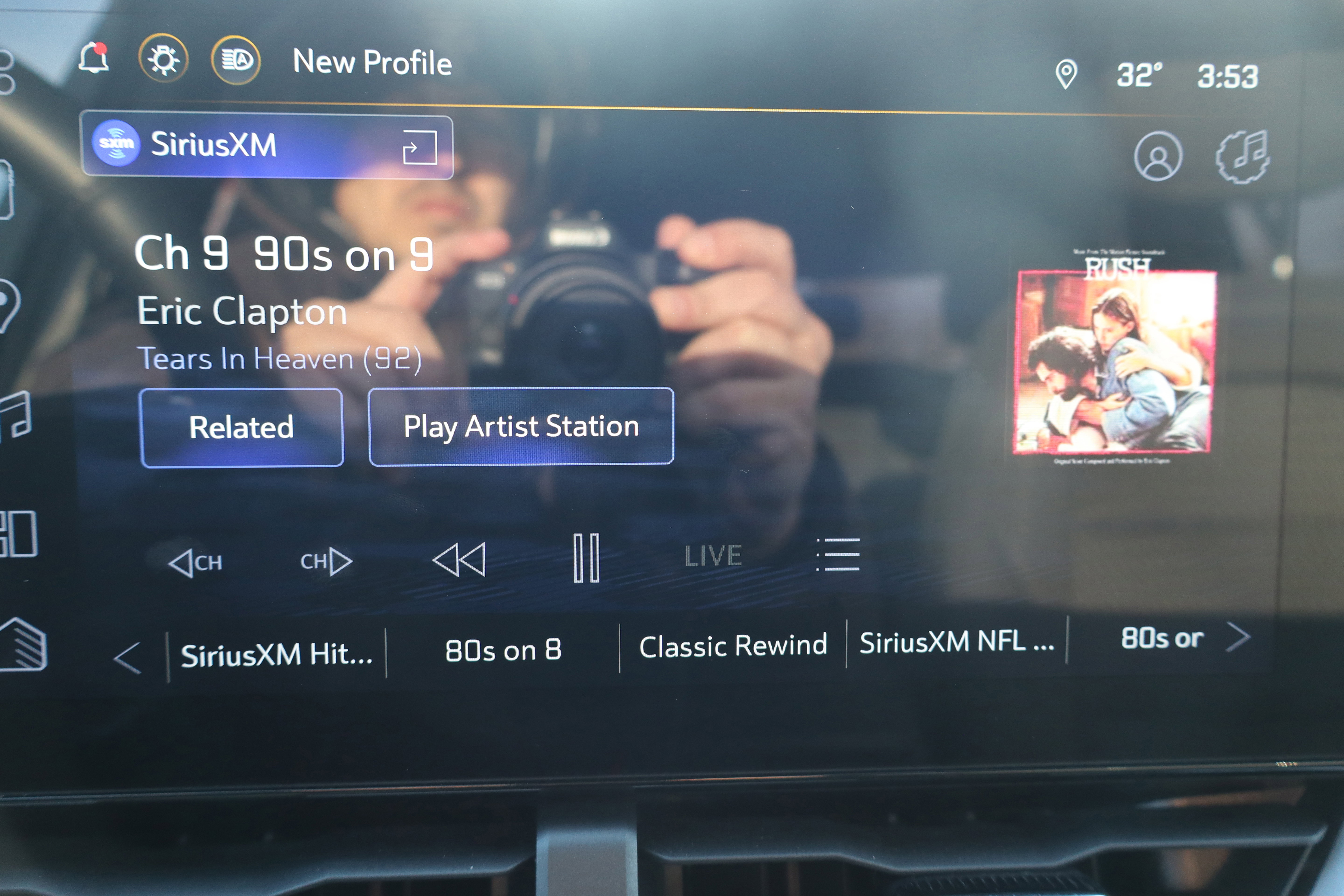 Used 2025 Chevrolet Equinox LT AWD/4WD image 21