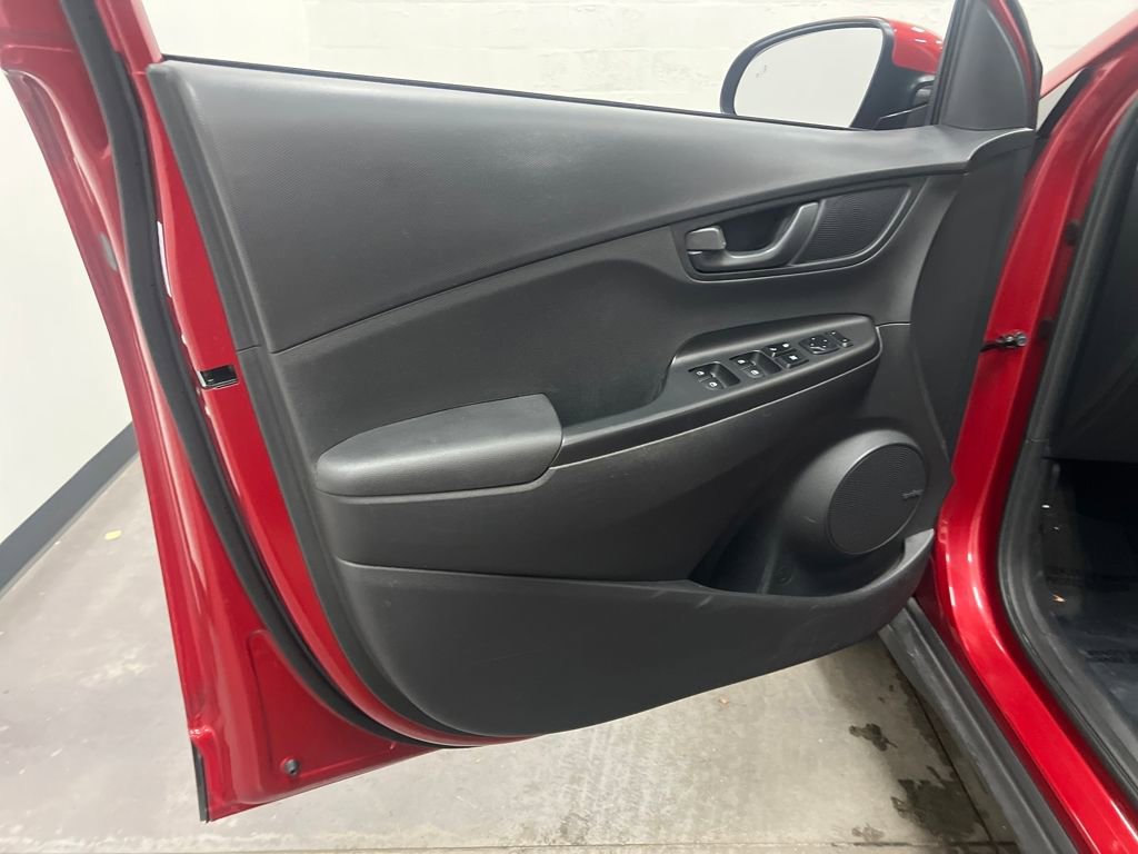 Used 2020 Hyundai Kona SEL Plus image 10