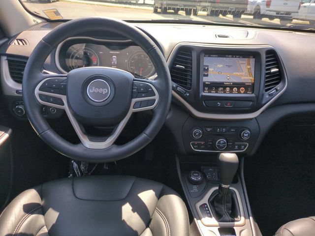 Used 2018 Jeep Cherokee Limited AWD/4WD image 30