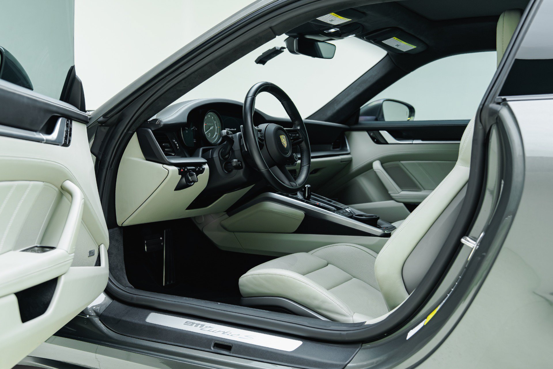 Used 2021 Porsche 911 Turbo S AWD/4WD image 3